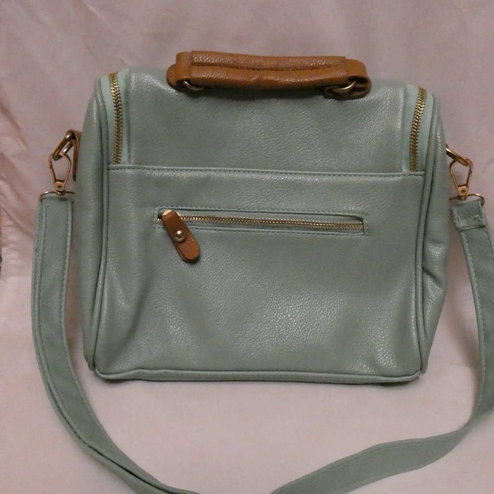 Cettu Italian Aqua Pebbled Leather Purse Handbag - Picture 3 of 7
